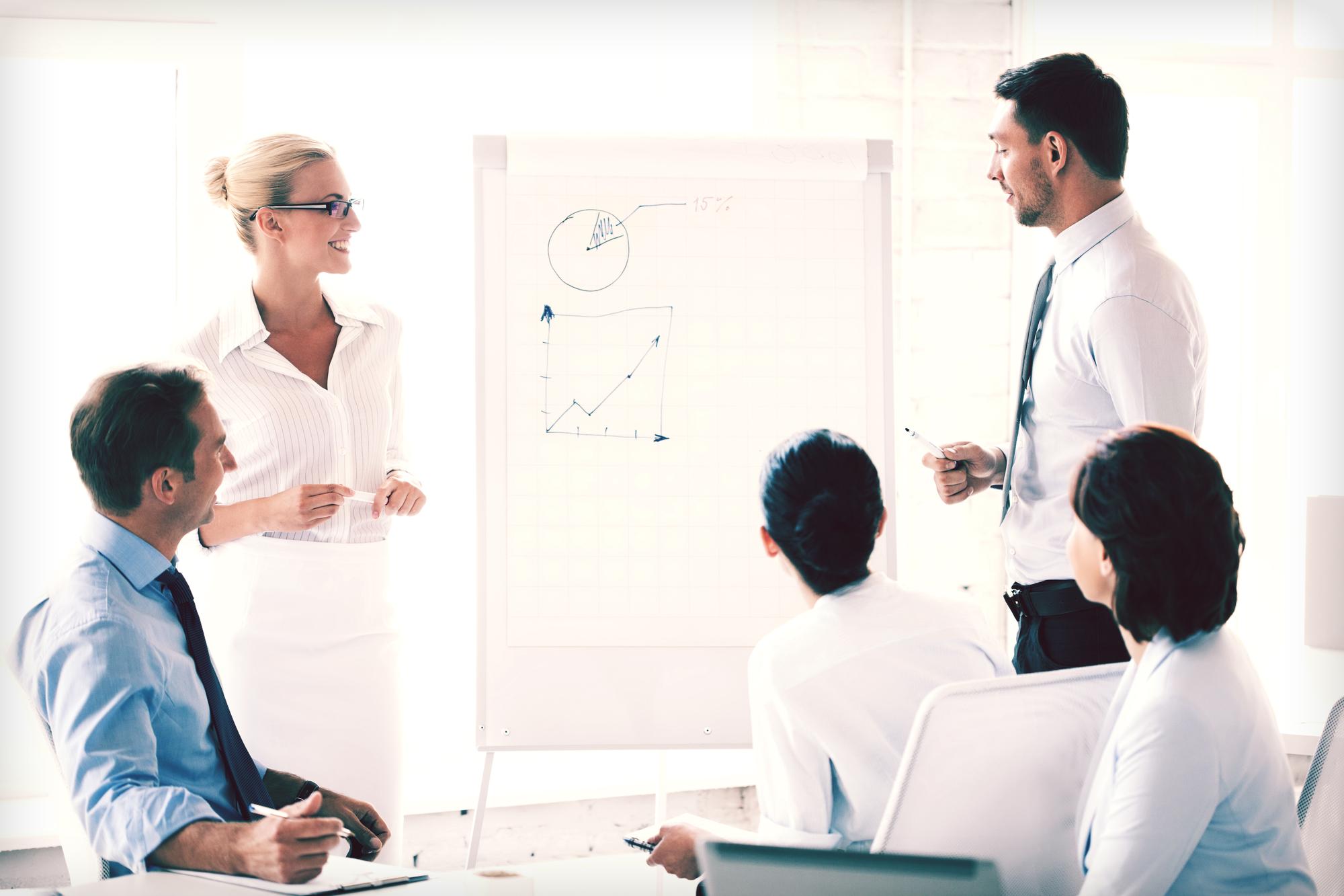 Strategie-Workshop am Whiteboard
